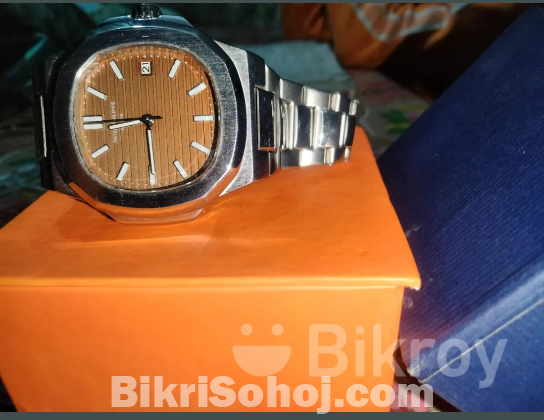 PATEK PHILLIPE GENEVE semiAAA